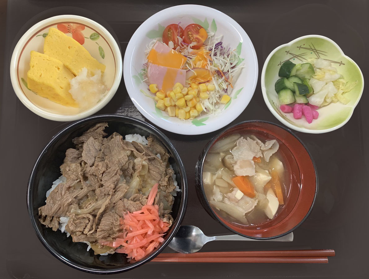 ボリュームたっぷり「牛丼』